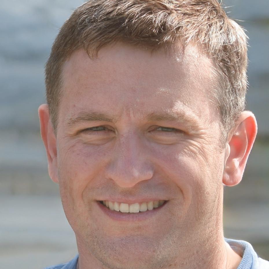 Marcus Henriksson, Lead Financial Analyst